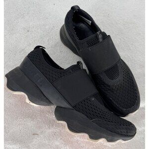 Sorel Women's Kinetic Impact II Strap Sneaker